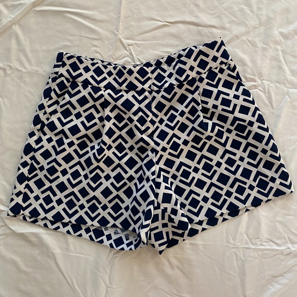 Ann Taylor Navy Blue and White Diamond Patterned Shorts